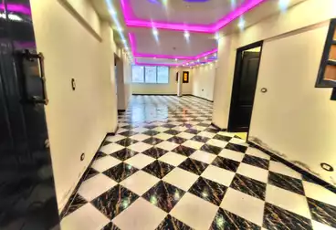 Apartments For sale - 3 rooms - floor 8