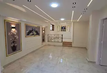 Apartments For sale - 3 rooms - floor 1