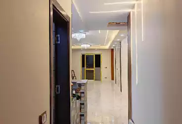 Apartments For sale - 3 rooms - floor 4