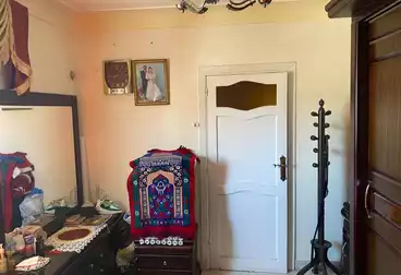 Apartments For sale - 2 rooms - floor 9