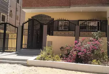منزل / بيت للبيع - 2 غرف