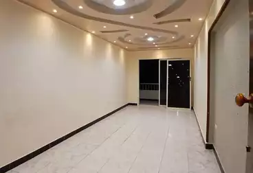 Apartments For sale - 3 rooms - floor 1