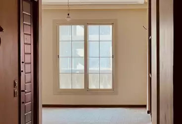 Apartments For sale - 3 rooms - floor 1