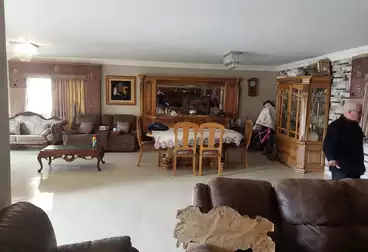 Apartments For sale - 5 rooms - floor 3