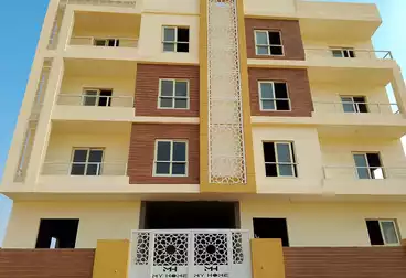 شقق للبيع - 3 غرف - بالدور 1