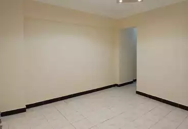 Apartments For sale - 3 rooms - floor 1