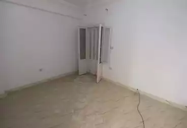 Apartments For sale - 2 rooms - floor 1