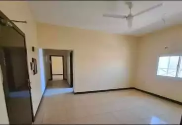 شقق للإيجار - 3 غرف - بالدور 1