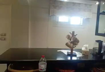 Furnished Apartment For sale - 3 rooms - floor 13