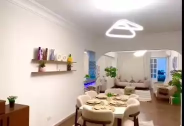 Furnished Apartment For rent - 3 rooms - floor 5