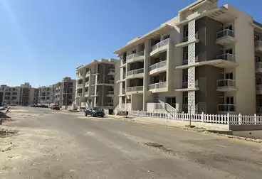 شقق للبيع - 3 غرف - بالدور 2