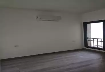 شقق للبيع - 3 غرف - بالدور 1