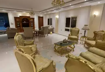 Apartments For sale - 4 rooms - floor 1