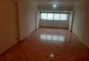 Apartments For sale - 2 rooms - floor 5