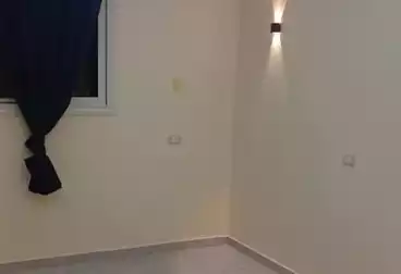 Apartments For sale - 2 rooms - floor 5