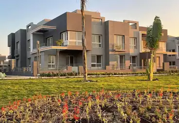 Apartments For sale - 3 rooms - floor 2