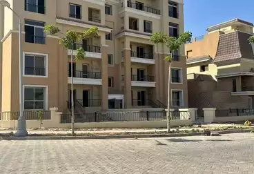 ستوديو بحديقة للبيع - 1 غرف - بالدور 0