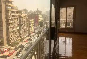 Apartments For sale - 3 rooms - floor 7