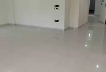 شقق للإيجار - 3 غرف - بالدور 1