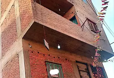 منزل / بيت للبيع - 8 غرف