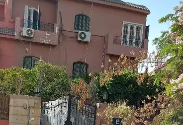 Villas For sale - 6 rooms