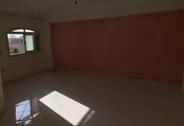 Apartments For sale - 3 rooms - floor 2