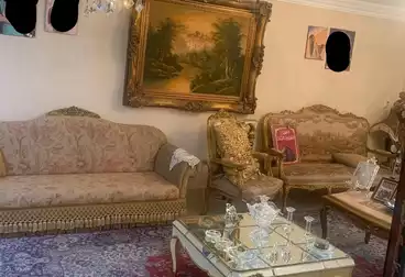 شقة بحديقة للبيع - 2 غرف - بالدور 0