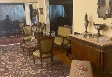 Full Floor For sale - 5 rooms - floor 1