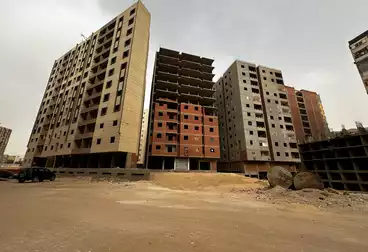شقق للبيع - 3 غرف - بالدور 1