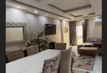 Furnished Apartment For sale - 3 rooms - floor 8