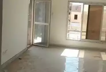 Apartments For sale - 3 rooms - floor 1