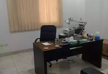 Administrative For rent - 4 rooms - floor 2