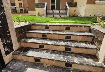 Apartment with Garden For sale - 3 rooms - floor 0