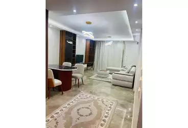 ستوديو للإيجار - 1 غرف - بالدور 5