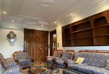 Furnished Apartment For sale - 3 rooms - floor 9