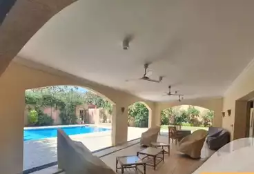 فيلا منفصلة للإيجار - 8 غرف