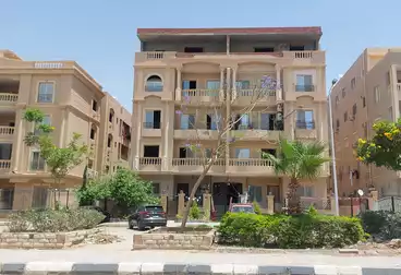 Apartments For sale - 3 rooms - floor 4