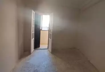 Apartments For sale - 2 rooms - floor 3