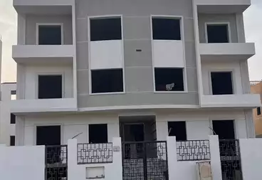 Apartments For sale - 3 rooms - floor 2