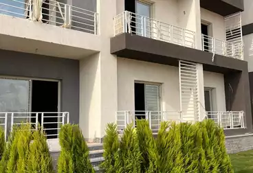 Apartment with Garden For sale - 5 rooms - floor 0