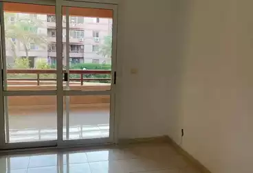 Apartments For rent - 3 rooms - floor 4