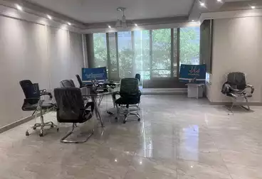 إداري للإيجار - 3 غرف - بالدور 4