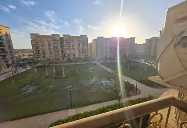 Apartments For rent - 3 rooms - floor 2