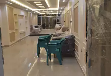 Apartments For sale - 3 rooms - floor 2