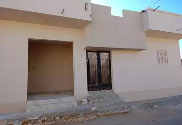 House / Home For sale - 3 rooms