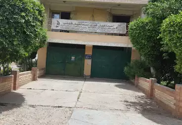 مكاتب للبيع - 5 غرف - بالدور 1