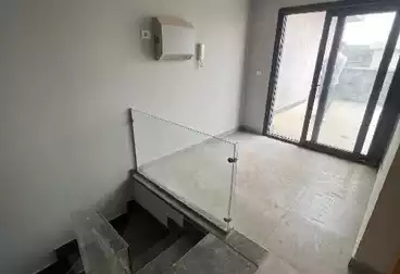 Penthouse For sale