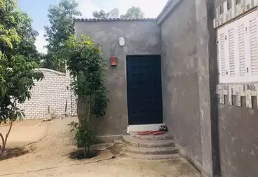 فيلا منفصلة للبيع - 3 غرف