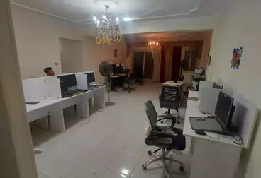 Administrative For rent - 3 rooms - floor 4