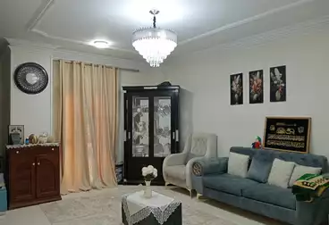 شقق للبيع - 3 غرف - بالدور 1